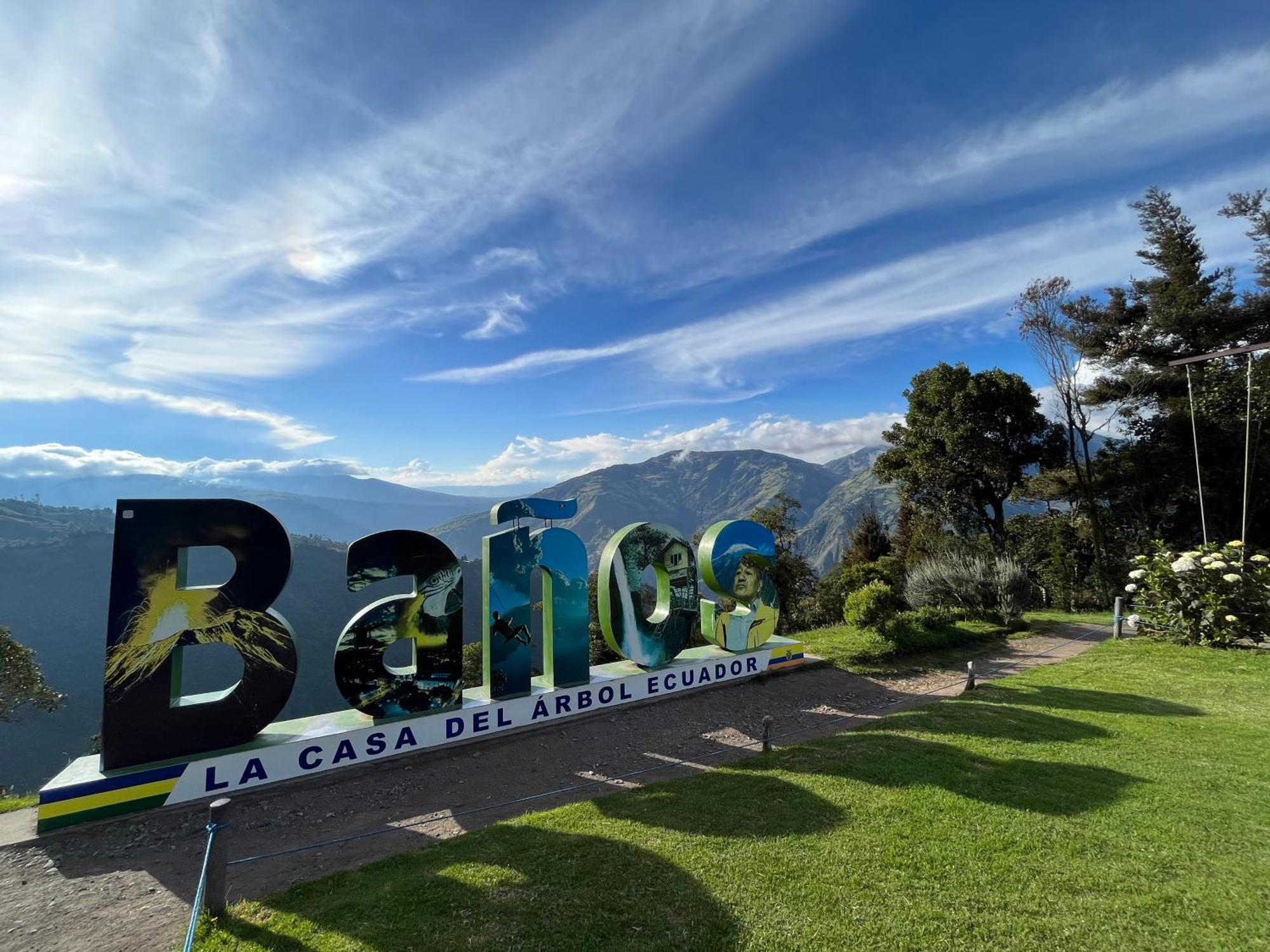 Premium Holiday Cabin - spectacular Tungurahua volcano view Baños Exterior foto